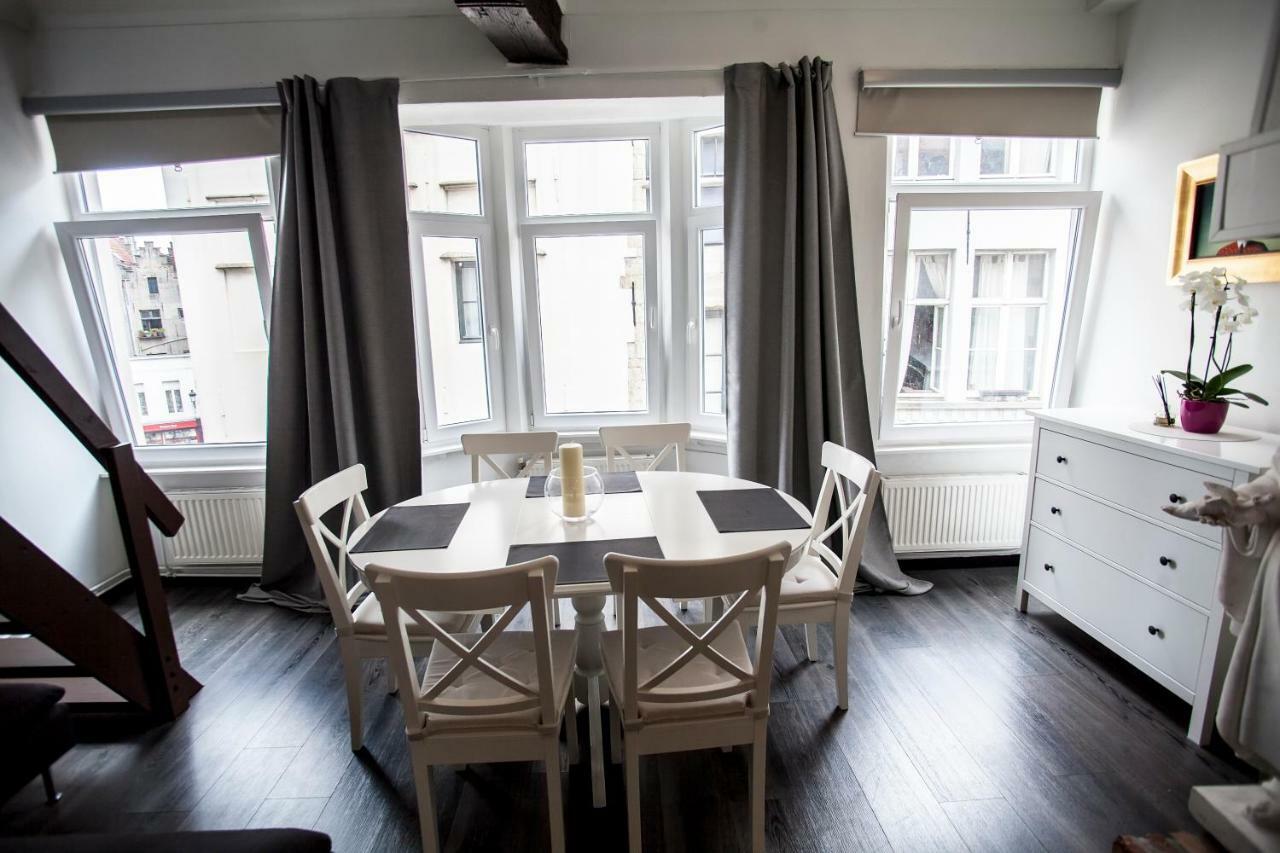 Luxury Suites Cathedral By Rikas Hotels Antwerp Exterior photo