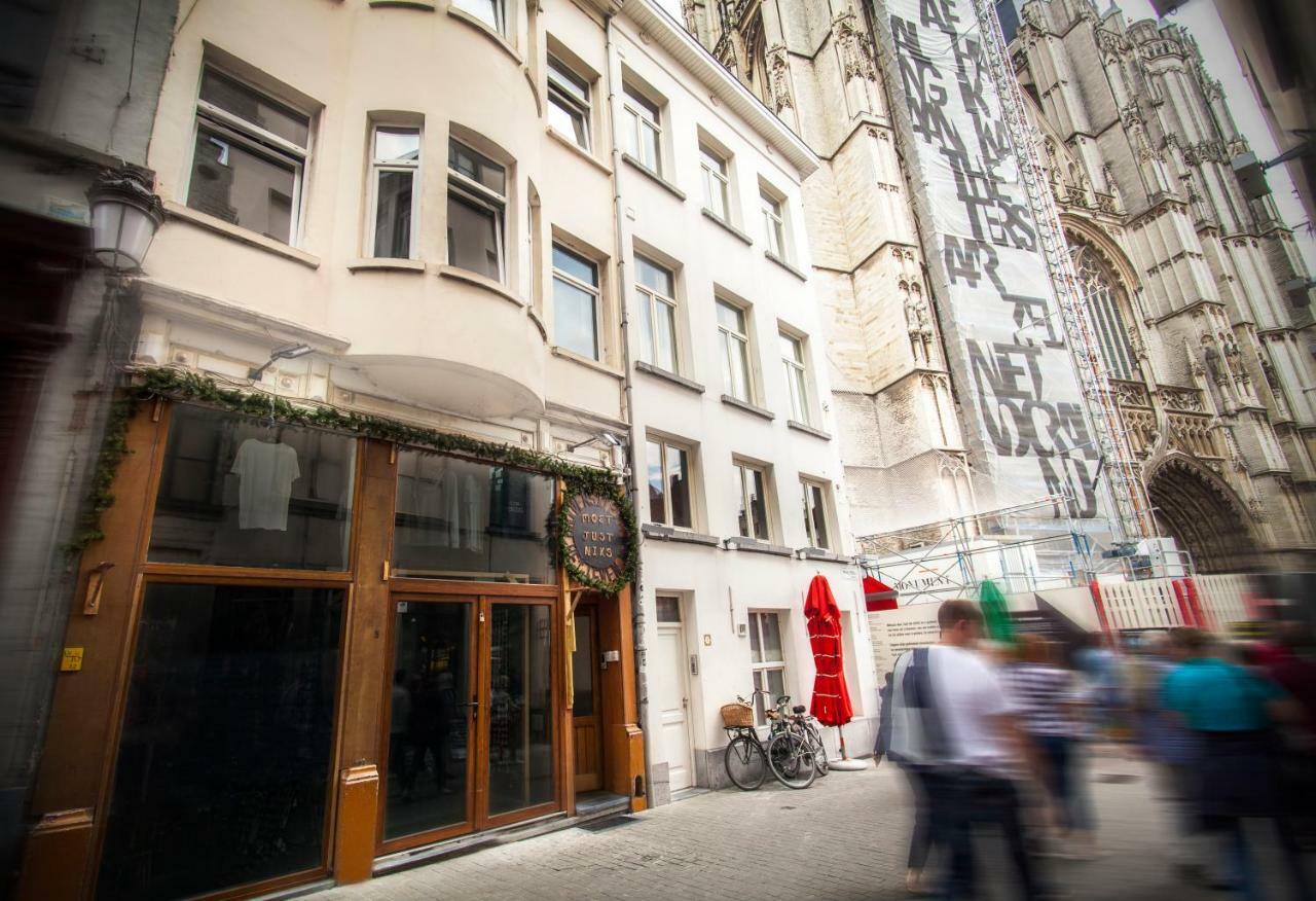 Luxury Suites Cathedral By Rikas Hotels Antwerp Exterior photo