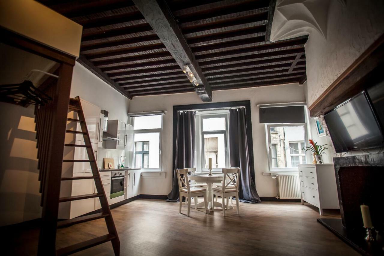 Luxury Suites Cathedral By Rikas Hotels Antwerp Exterior photo