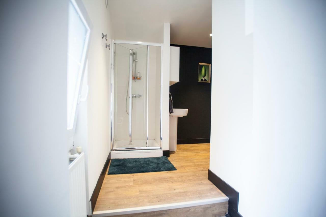 Luxury Suites Cathedral By Rikas Hotels Antwerp Exterior photo